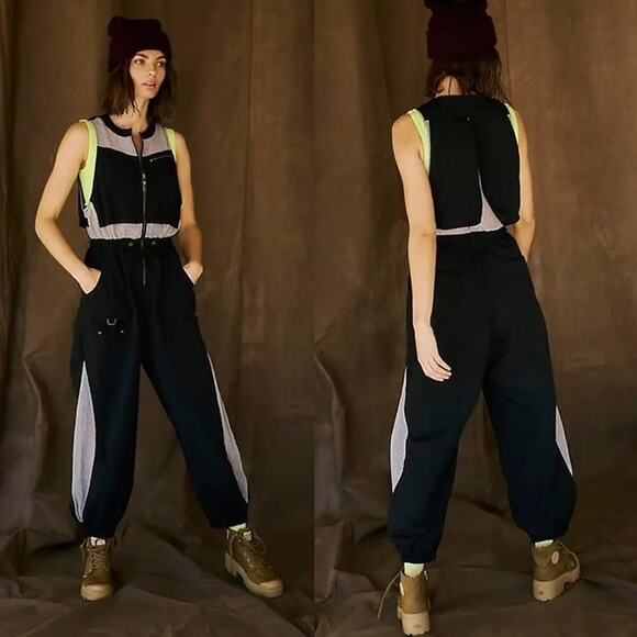 Free People Movement Inhale Jumpsuit Black
Nylon Cargo Mesh One Piece Small - Picture 7 of 7